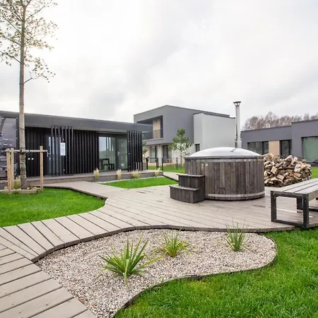 Lägenhet Season Surprise Apartment, By Cohost *