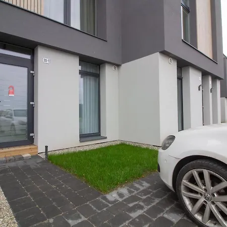 Season Surprise Apartment, By Cohost Lägenhet Palanga