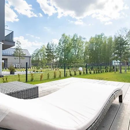 Season Surprise Apartment, By Cohost Apartman