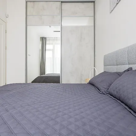 Season Surprise Apartment, By Cohost Apartment Palanga