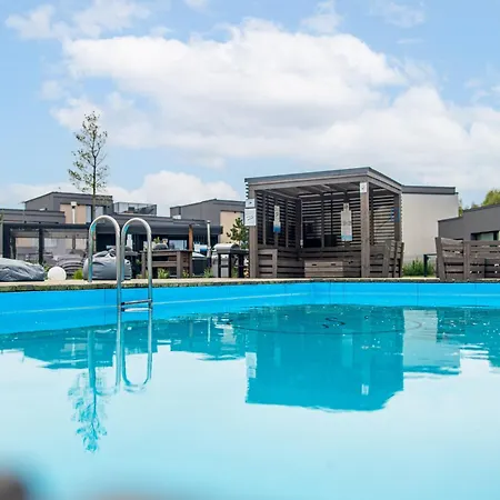 Season Surprise Apartment, By Cohost