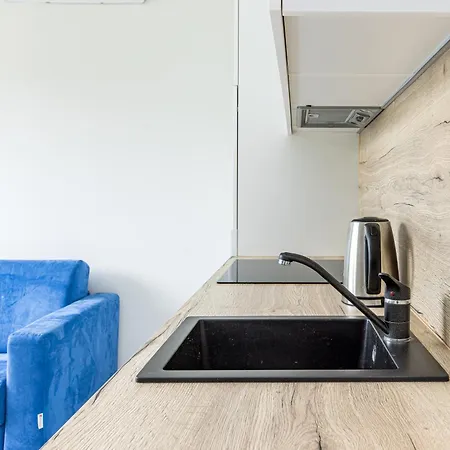 Season Surprise Apartment, By Cohost Palanga