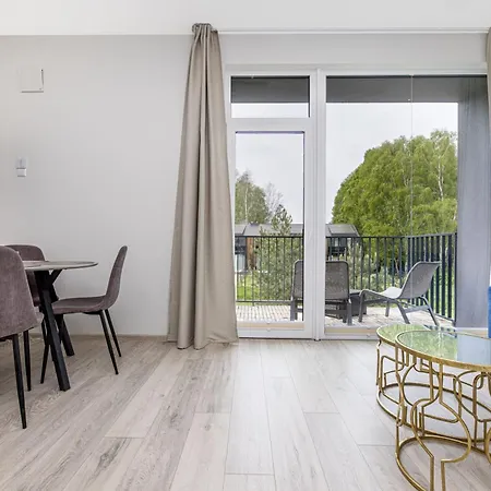 Season Surprise Apartment, By Cohost Apartment