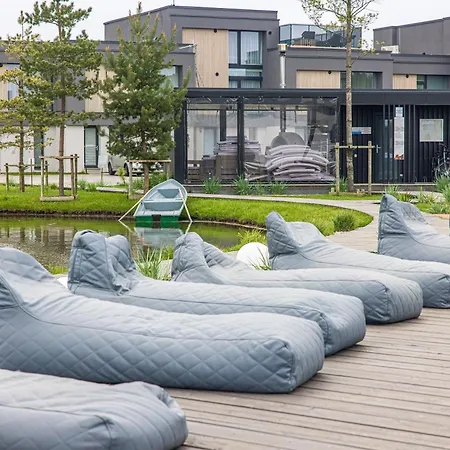 Season Surprise Apartment, By Cohost * Palanga