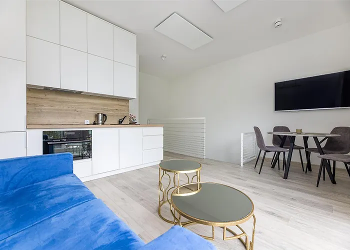 Season Surprise Apartment, By Cohost Apartmán Palanga