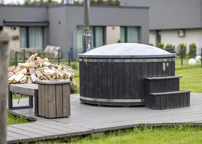 Season Surprise Apartment, By Cohost * Palanga