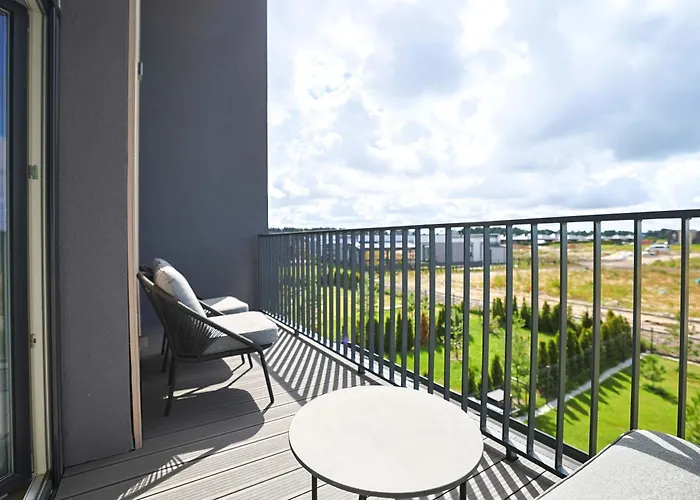 Season Surprise Apartment, By Cohost * Palanga